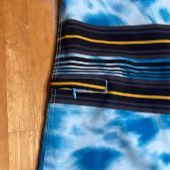 Men’s Burnside board shorts - Picture 2 of 6